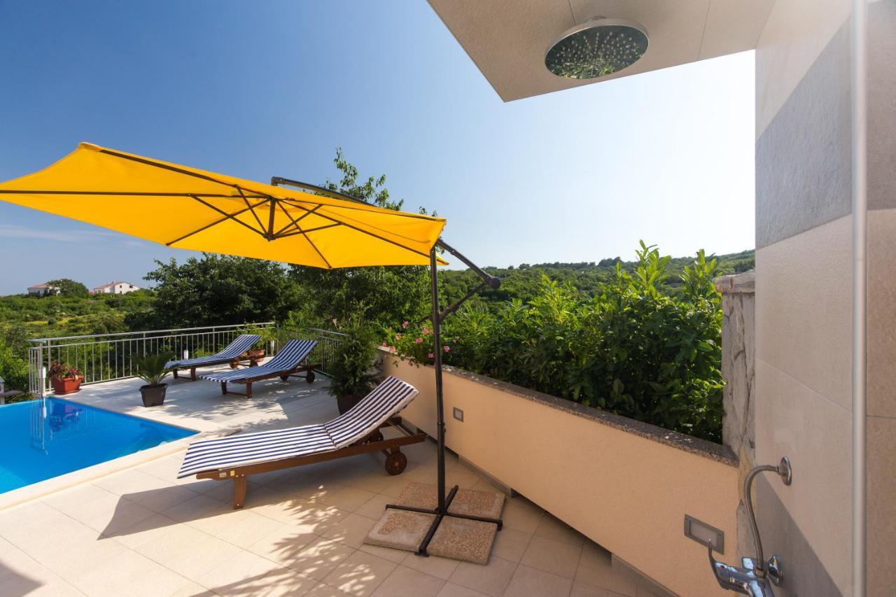 Apartments With Pool Ivana Krk Крк Экстерьер фото